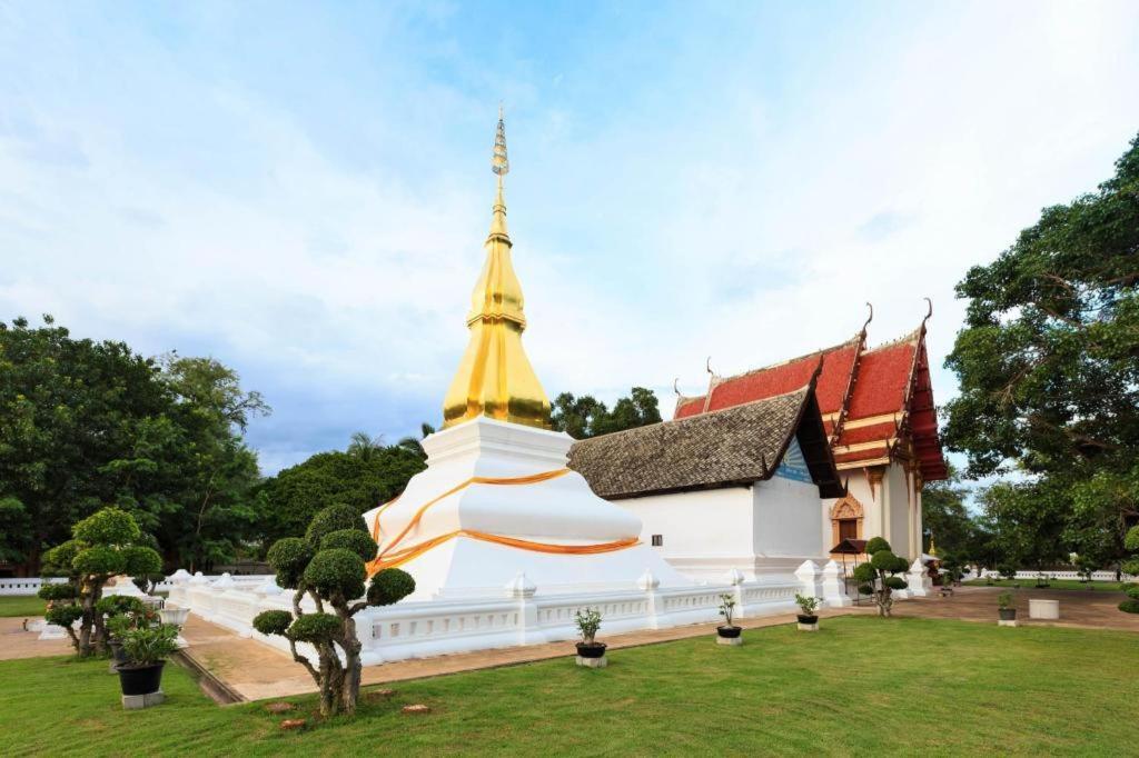 โรงแรมดิ เอมเพรส ขอนแก่น ภายนอก รูปภาพ